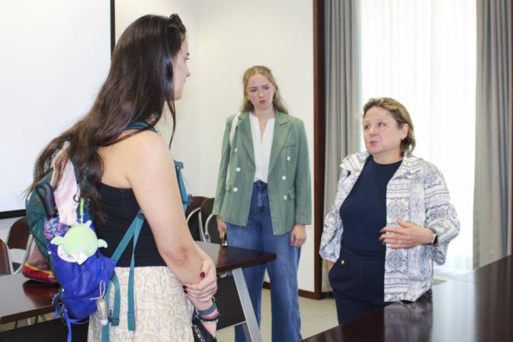 Distinguished Alumni - Christine Elder UK Hall of Distinguished Alumni Induction - Christine Elder